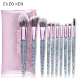 Kit de 10 pincéis de maquiagem Enzo Ken por R$ 45